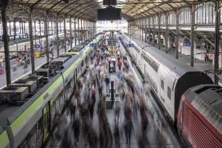 Le train, plus respectueux du climat, est souvent plus cher que l'avion lorsqu'on voyage en Europe, selon une étude de Greenpeace (illustration).